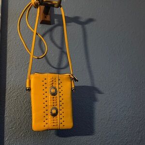 3/$30! 🛍️ Western Yellow Studded Crossbody Bag